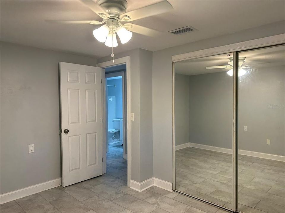 В аренду: $1,395 (2 спален, 1 ванн, 650 Квадратных фут)