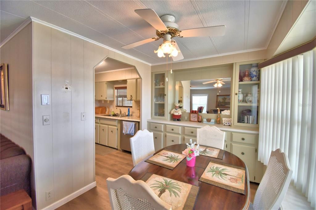 For Sale: $120,000 (2 beds, 2 baths, 1056 Square Feet)