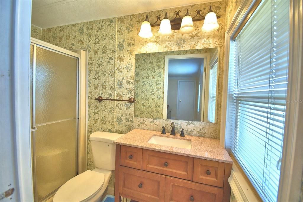 For Sale: $120,000 (2 beds, 2 baths, 1056 Square Feet)
