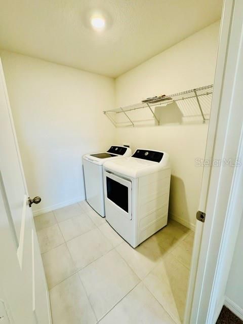 В аренду: $2,600 (4 спален, 2 ванн, 2039 Квадратных фут)