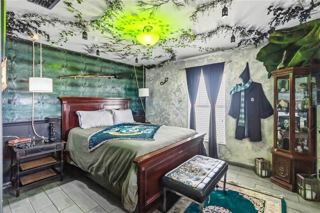 На продажу: $340,000 (3 спален, 2 ванн, 1807 Квадратных фут)