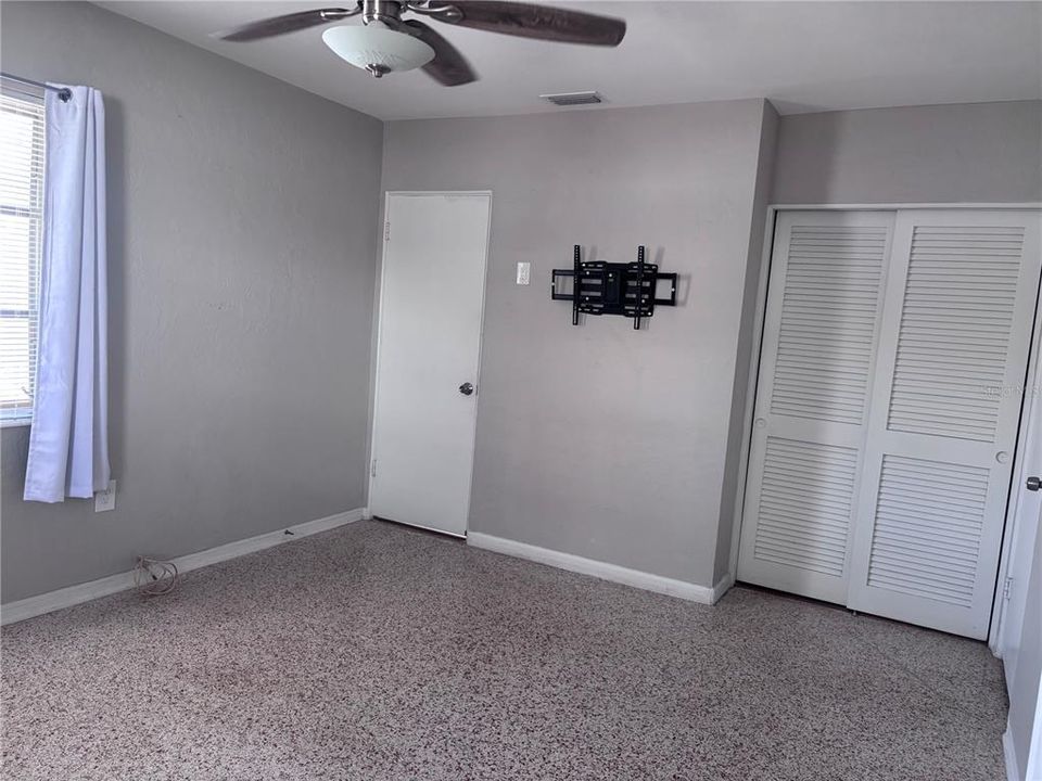 В аренду: $2,550 (3 спален, 2 ванн, 1677 Квадратных фут)