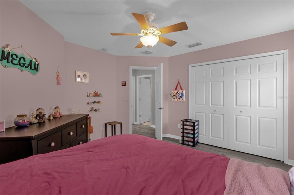 For Sale: $420,000 (3 beds, 2 baths, 1671 Square Feet)
