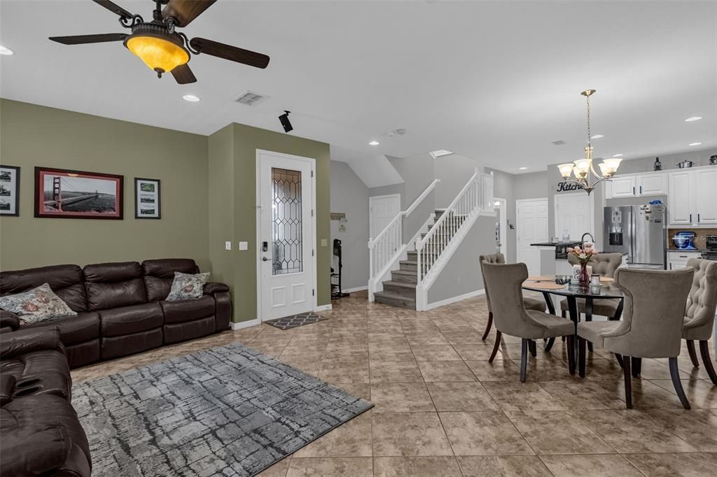 For Sale: $420,000 (3 beds, 2 baths, 1671 Square Feet)