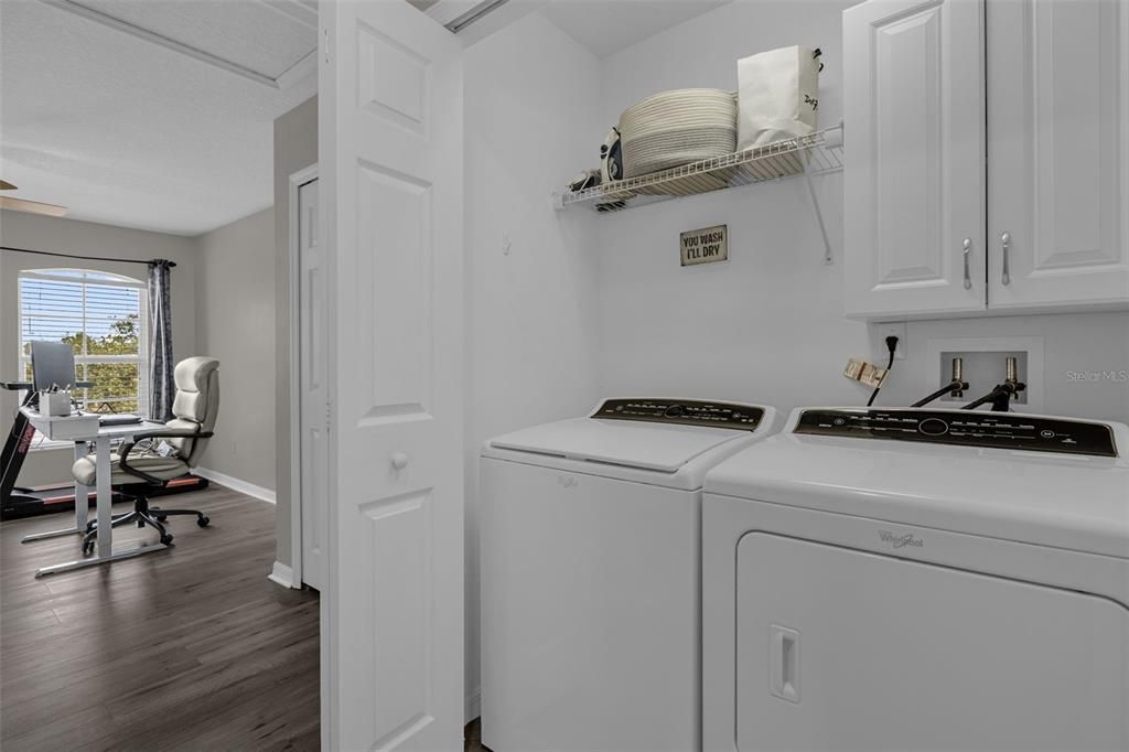 For Sale: $420,000 (3 beds, 2 baths, 1671 Square Feet)