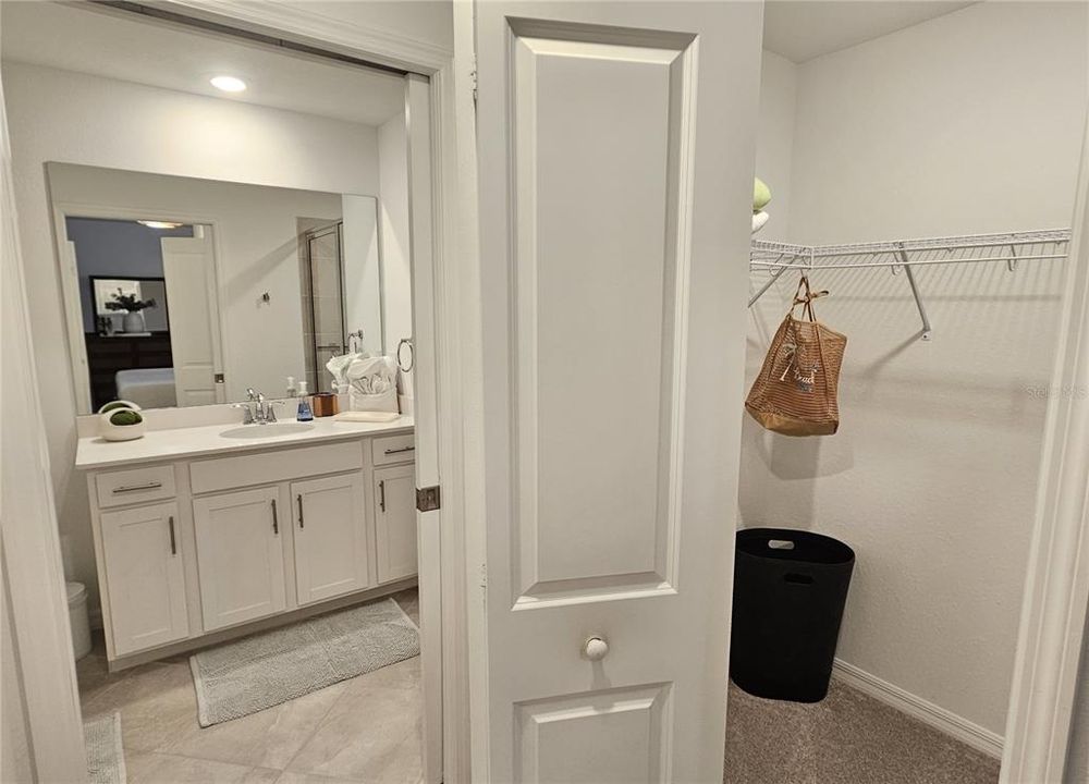 В аренду: $2,400 (2 спален, 2 ванн, 1149 Квадратных фут)