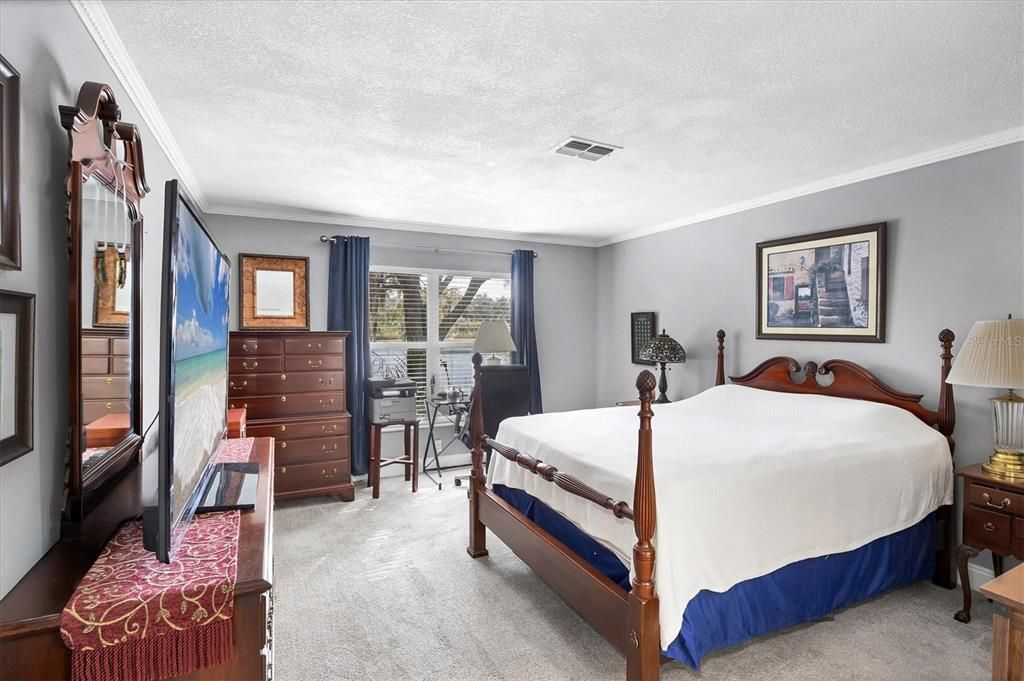 For Sale: $429,000 (3 beds, 2 baths, 2024 Square Feet)