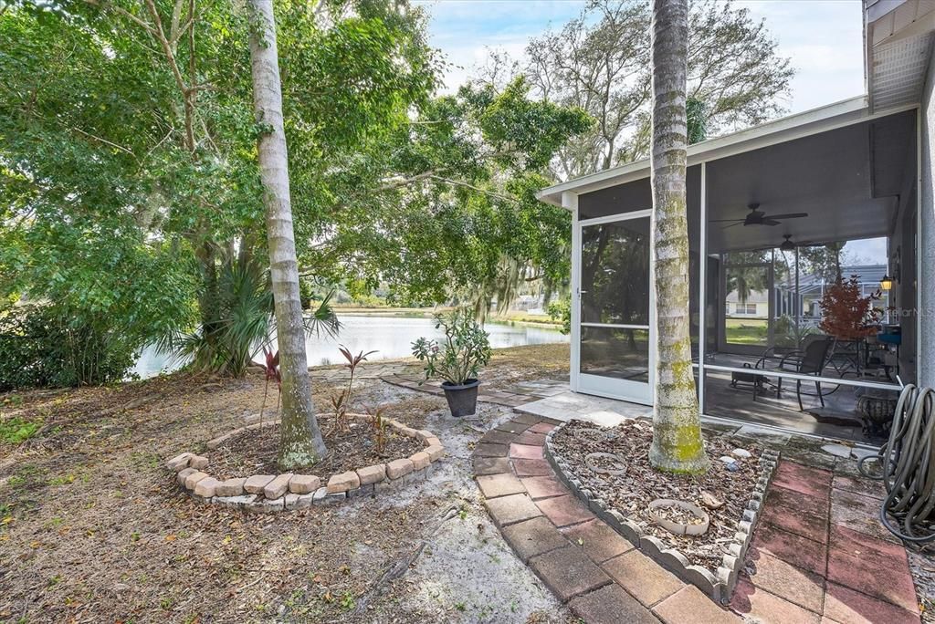 For Sale: $429,000 (3 beds, 2 baths, 2024 Square Feet)