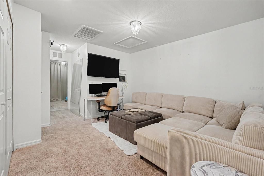 For Sale: $289,000 (2 beds, 2 baths, 1588 Square Feet)