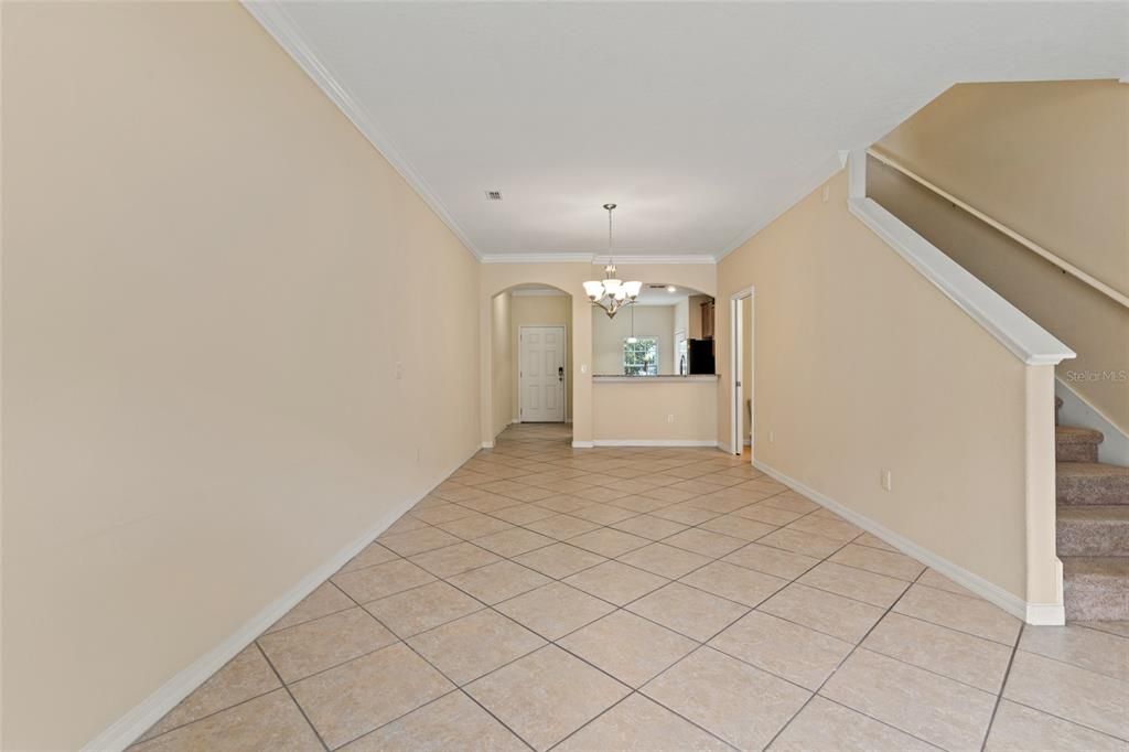 For Sale: $245,000 (3 beds, 2 baths, 1559 Square Feet)