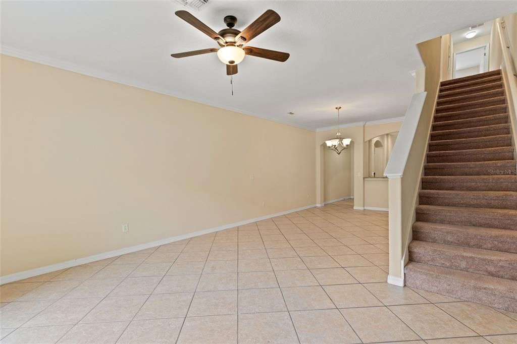 For Sale: $245,000 (3 beds, 2 baths, 1559 Square Feet)