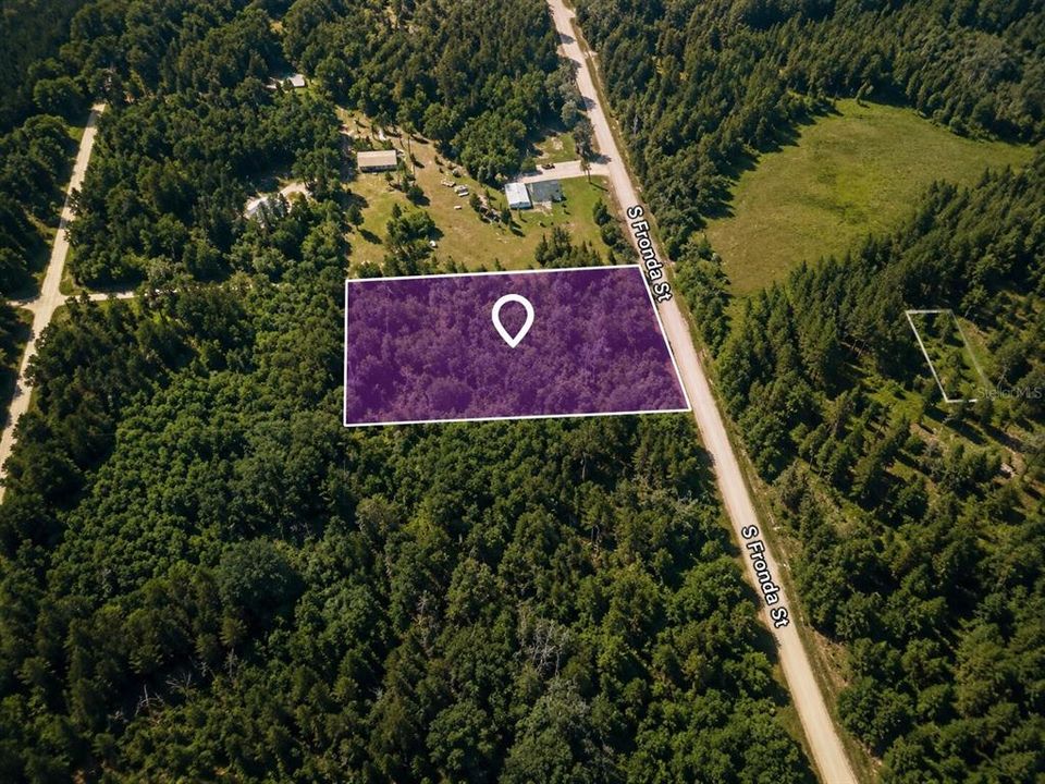 На продажу: $40,000 (1.25 acres)