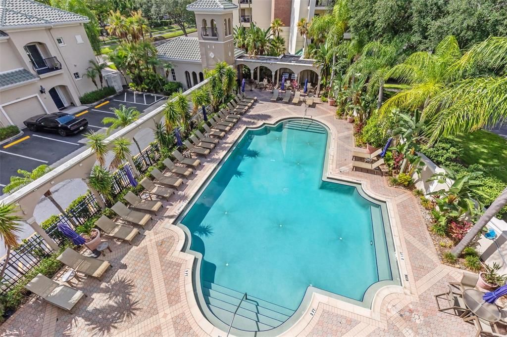 Activo con contrato: $464,500 (3 camas, 2 baños, 1378 Pies cuadrados)