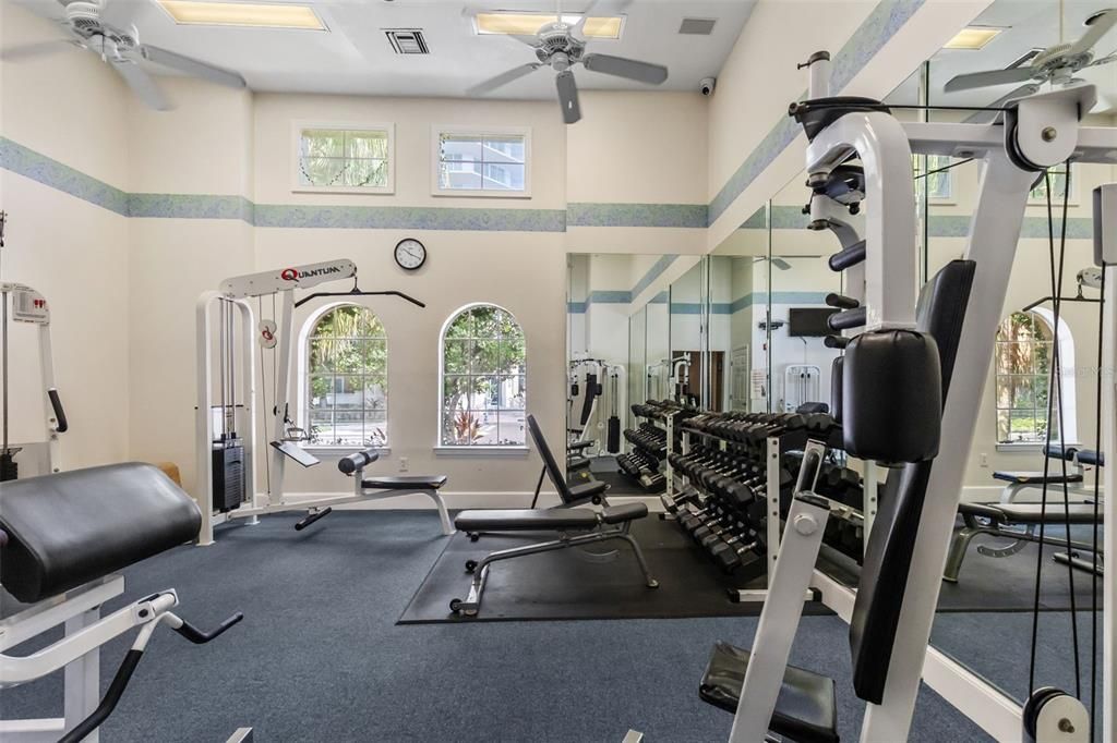 Activo con contrato: $464,500 (3 camas, 2 baños, 1378 Pies cuadrados)
