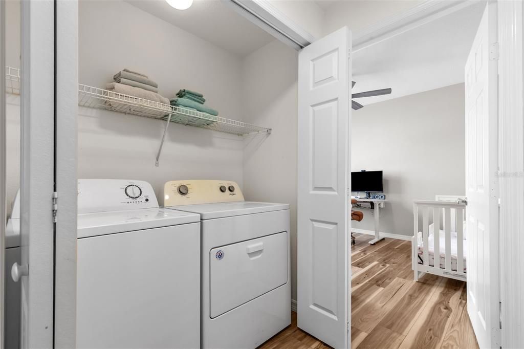 Activo con contrato: $464,500 (3 camas, 2 baños, 1378 Pies cuadrados)