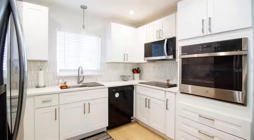 En Venta: $429,000 (2 camas, 2 baños, 1264 Pies cuadrados)