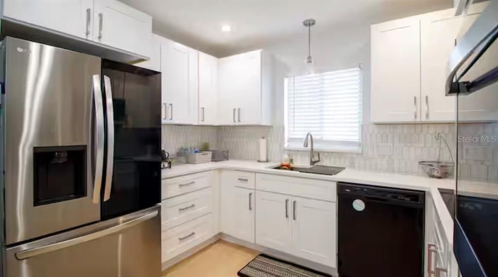 En Venta: $429,000 (2 camas, 2 baños, 1264 Pies cuadrados)