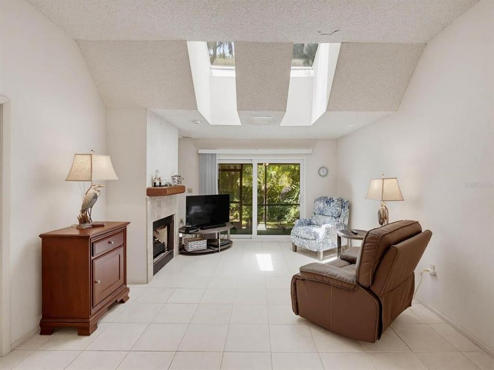 En Venta: $270,000 (2 camas, 2 baños, 1197 Pies cuadrados)