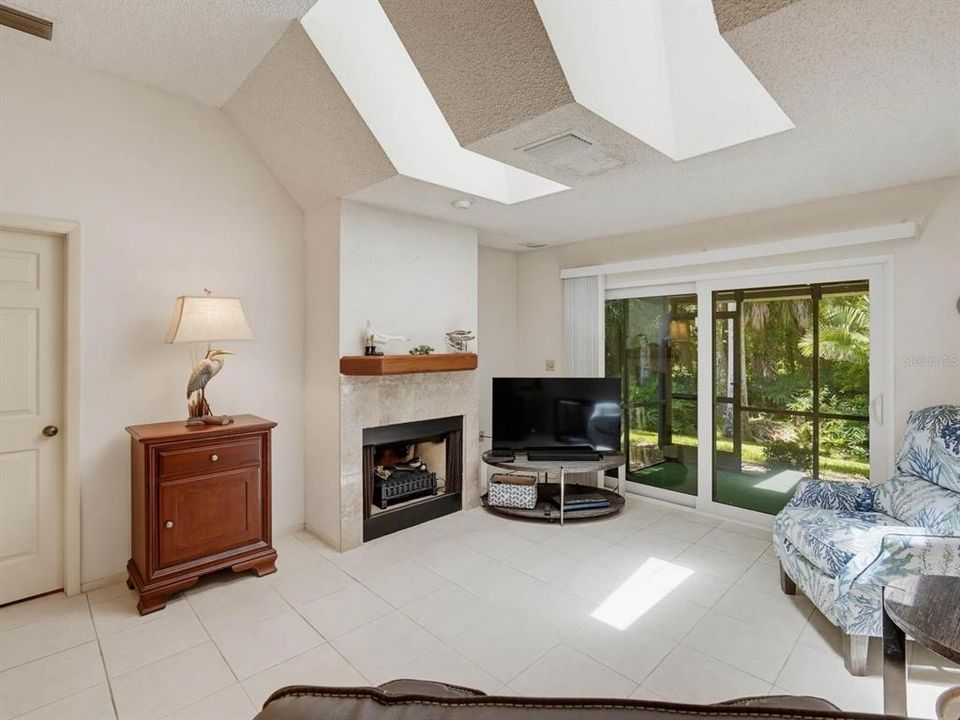 En Venta: $270,000 (2 camas, 2 baños, 1197 Pies cuadrados)