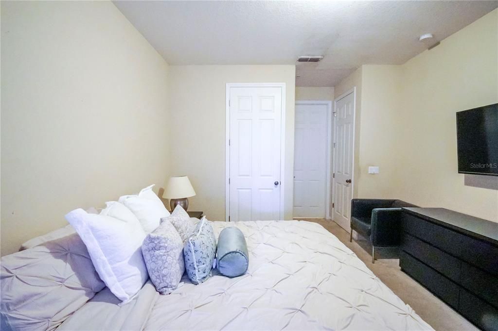 For Sale: $359,900 (3 beds, 2 baths, 1767 Square Feet)