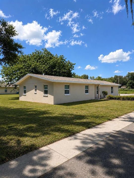 For Sale: $264,900 (4 beds, 2 baths, 1212 Square Feet)
