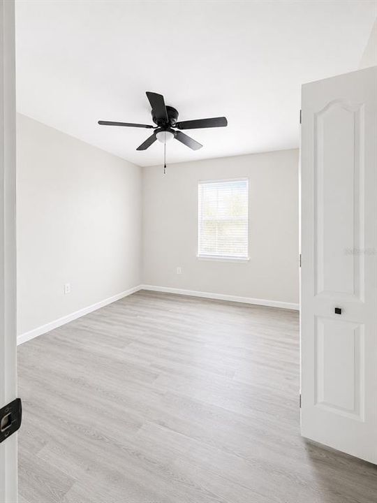 For Sale: $264,900 (4 beds, 2 baths, 1212 Square Feet)
