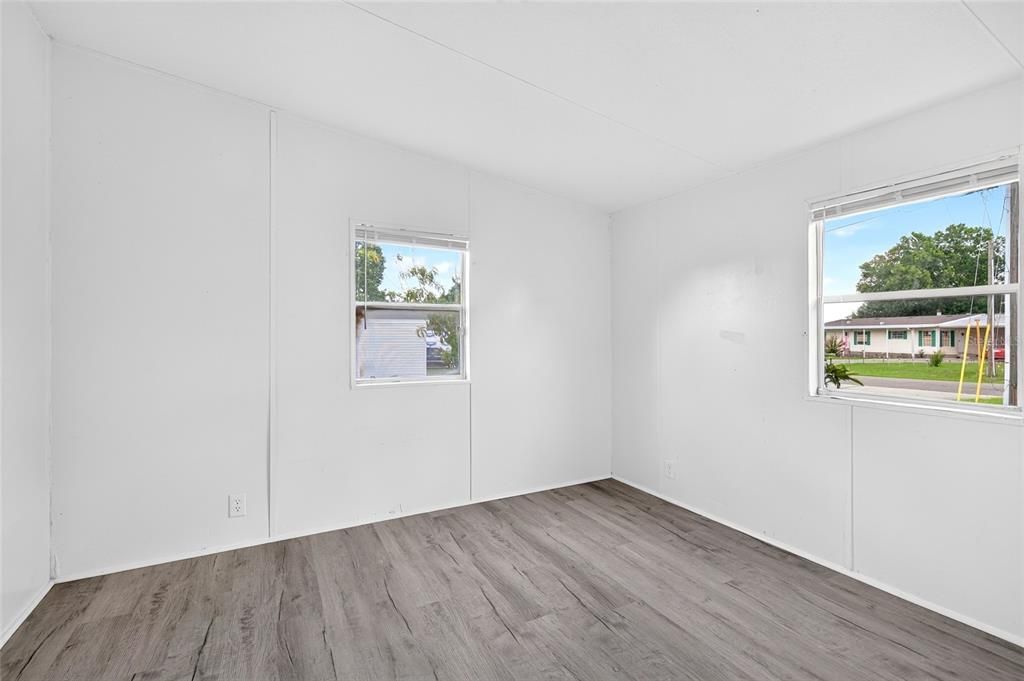 For Rent: $1,800 (4 beds, 2 baths, 1248 Square Feet)