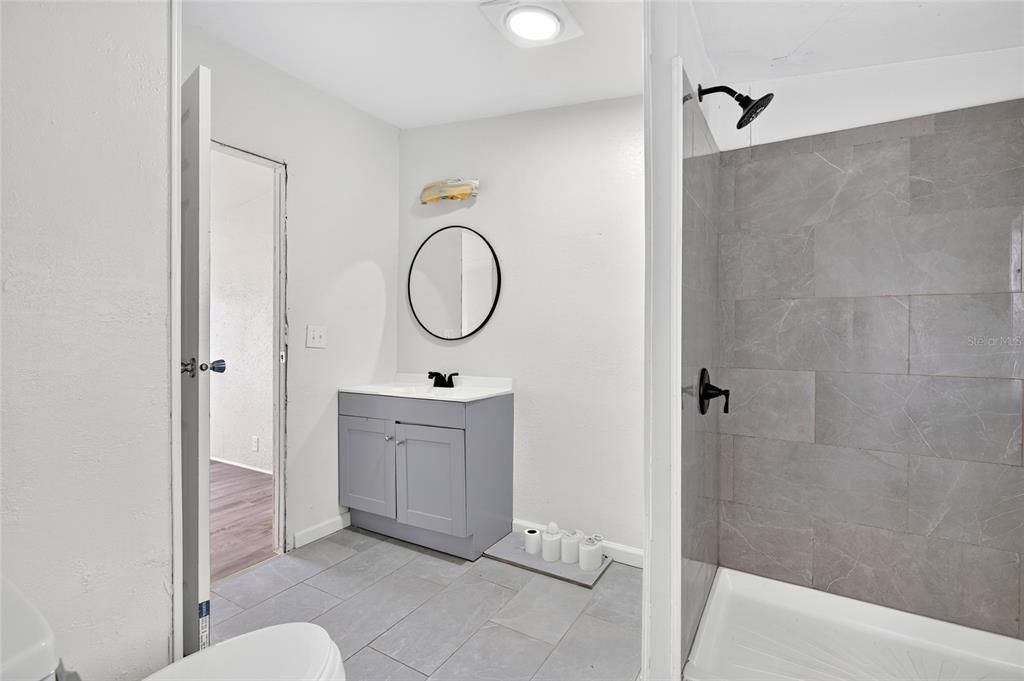 For Rent: $1,800 (4 beds, 2 baths, 1248 Square Feet)