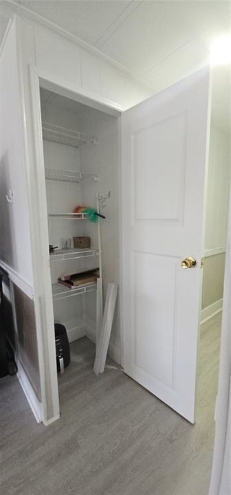 На продажу: $241,900 (2 спален, 2 ванн, 1392 Квадратных фут)