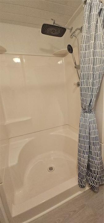 На продажу: $241,900 (2 спален, 2 ванн, 1392 Квадратных фут)