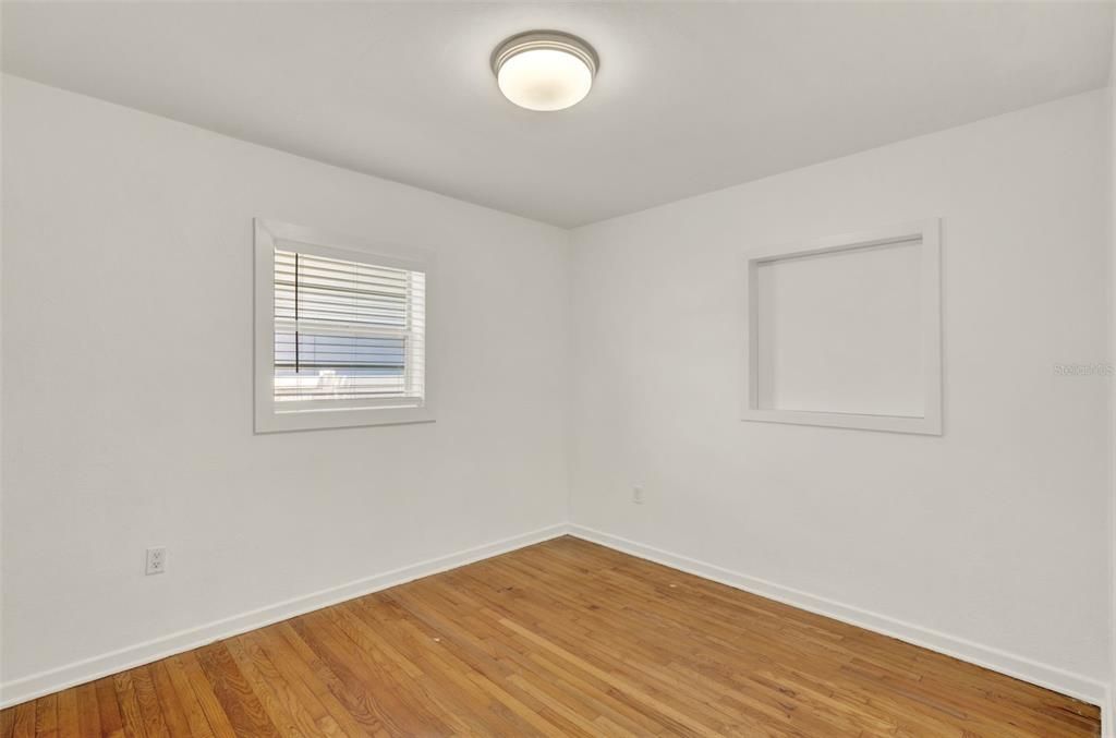 For Rent: $2,350 (3 beds, 1 baths, 1443 Square Feet)