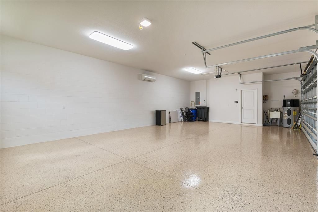 En Venta: $799,500 (3 camas, 3 baños, 2314 Pies cuadrados)