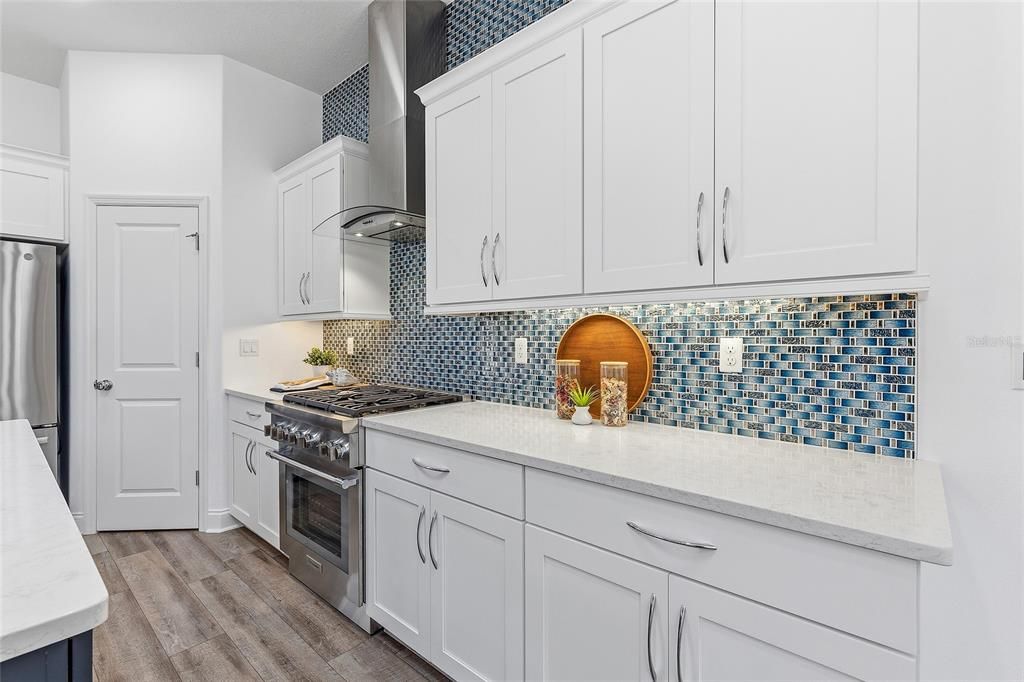 En Venta: $799,500 (3 camas, 3 baños, 2314 Pies cuadrados)