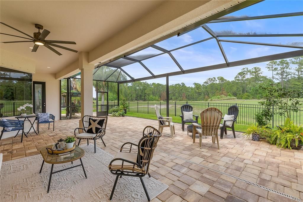 En Venta: $799,500 (3 camas, 3 baños, 2314 Pies cuadrados)
