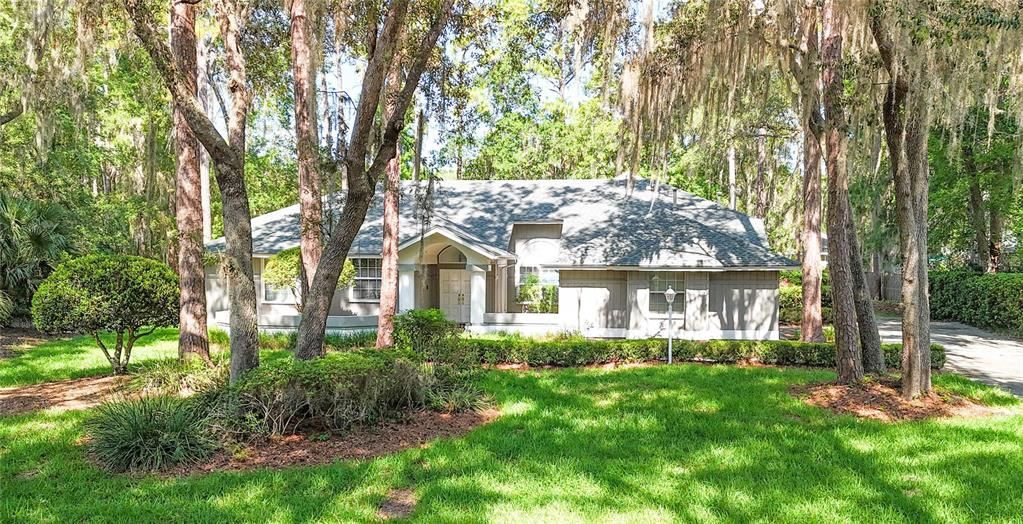 En Venta: $798,000 (5 camas, 3 baños, 4351 Pies cuadrados)