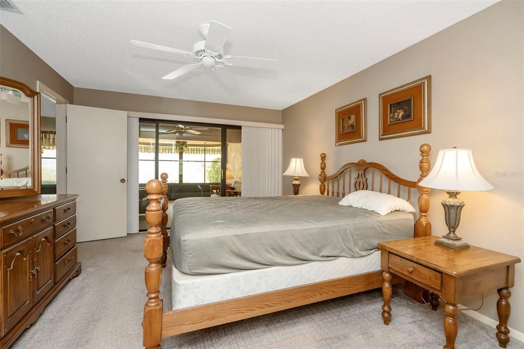 For Sale: $350,000 (2 beds, 2 baths, 1630 Square Feet)