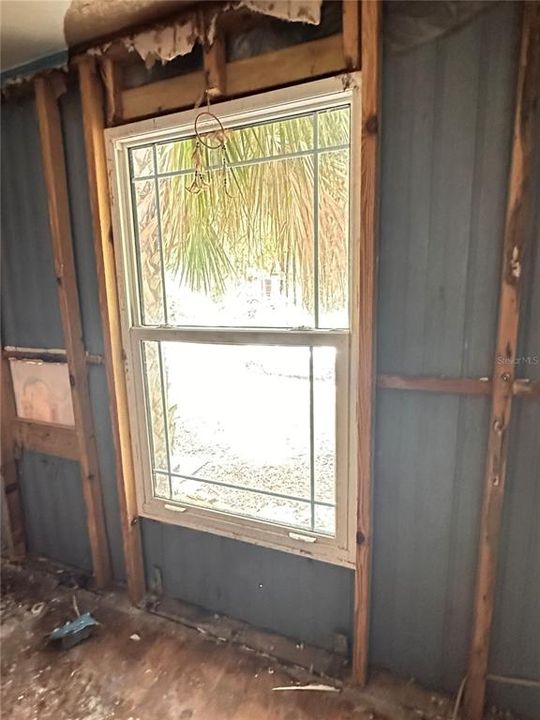 На продажу: $84,900 (2 спален, 2 ванн, 784 Квадратных фут)