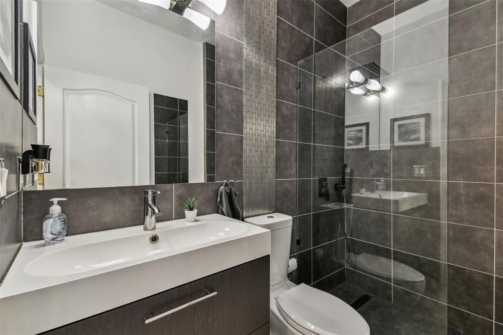В аренду: $3,200 (3 спален, 2 ванн, 2042 Квадратных фут)