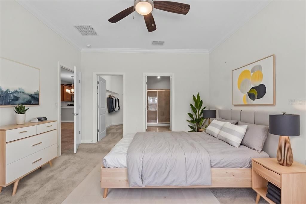 На продажу: $199,999 (2 спален, 2 ванн, 1385 Квадратных фут)