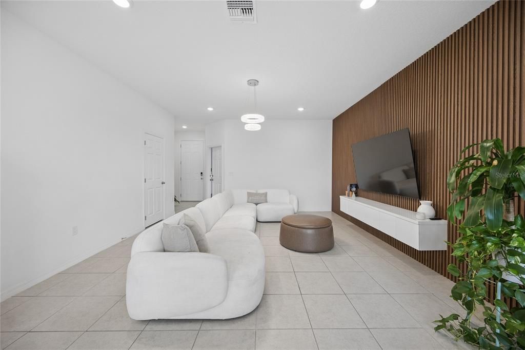 В аренду: $2,400 (3 спален, 2 ванн, 1568 Квадратных фут)