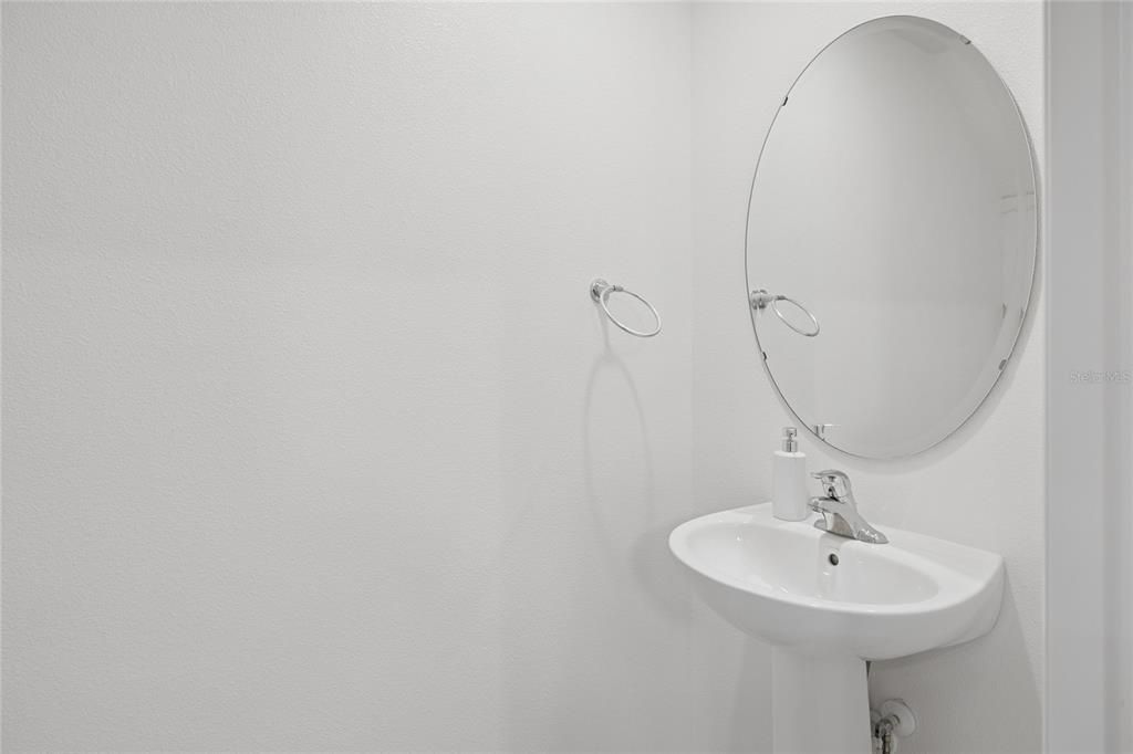 В аренду: $2,400 (3 спален, 2 ванн, 1568 Квадратных фут)