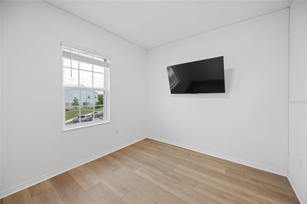 В аренду: $2,400 (3 спален, 2 ванн, 1568 Квадратных фут)