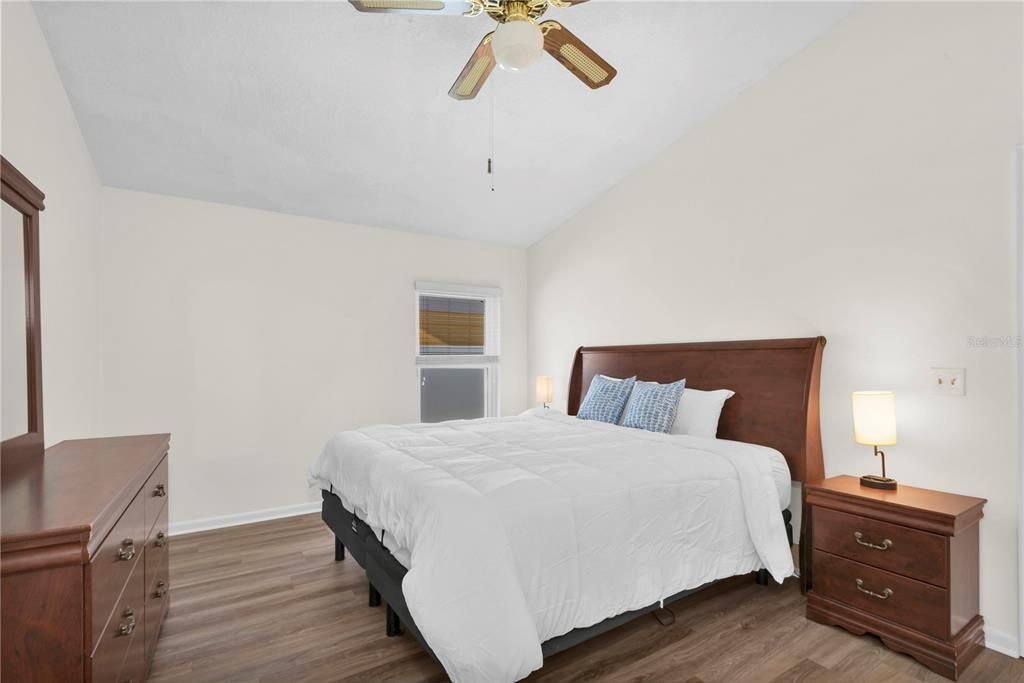 En Venta: $399,500 (3 camas, 2 baños, 1549 Pies cuadrados)