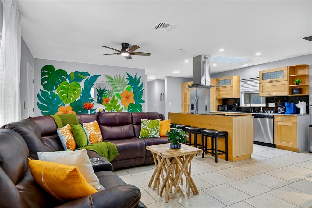 В аренду: $3,900 (4 спален, 2 ванн, 1546 Квадратных фут)
