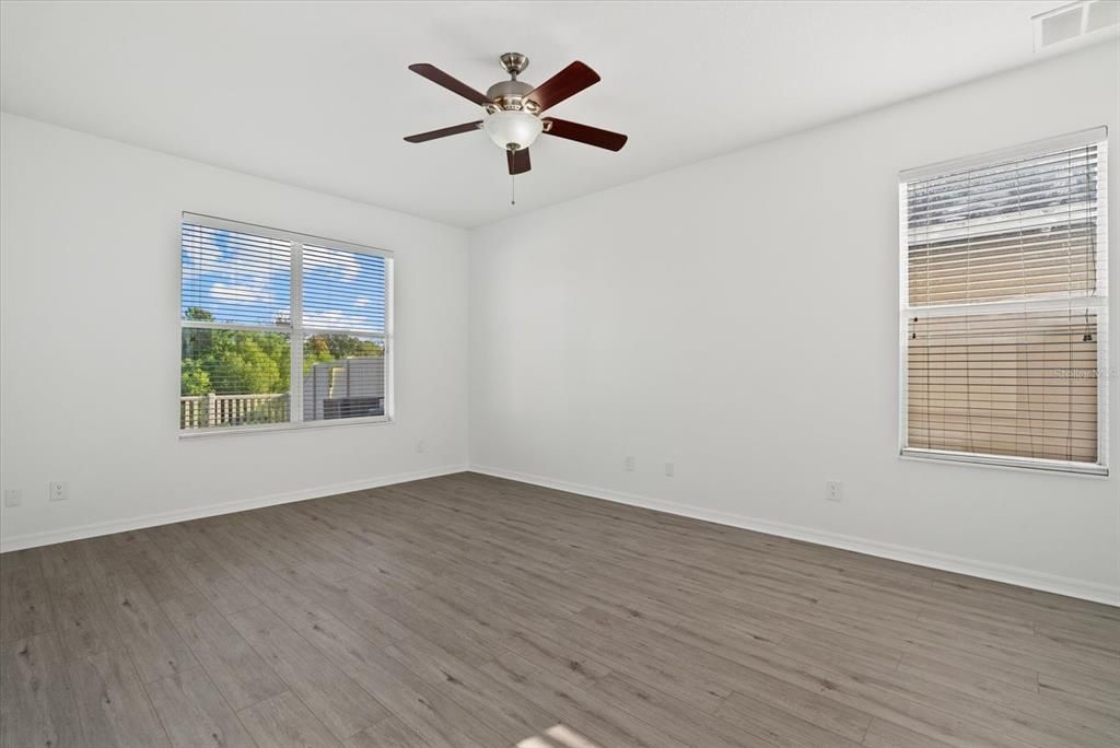 En Renta: $2,450 (4 camas, 2 baños, 2376 Pies cuadrados)