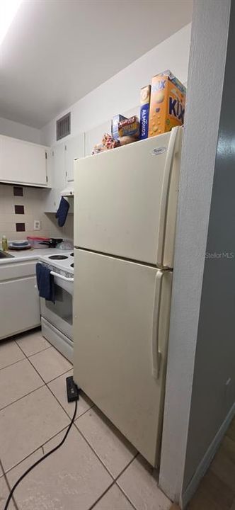 На продажу: $75,000 (1 спален, 1 ванн, 710 Квадратных фут)