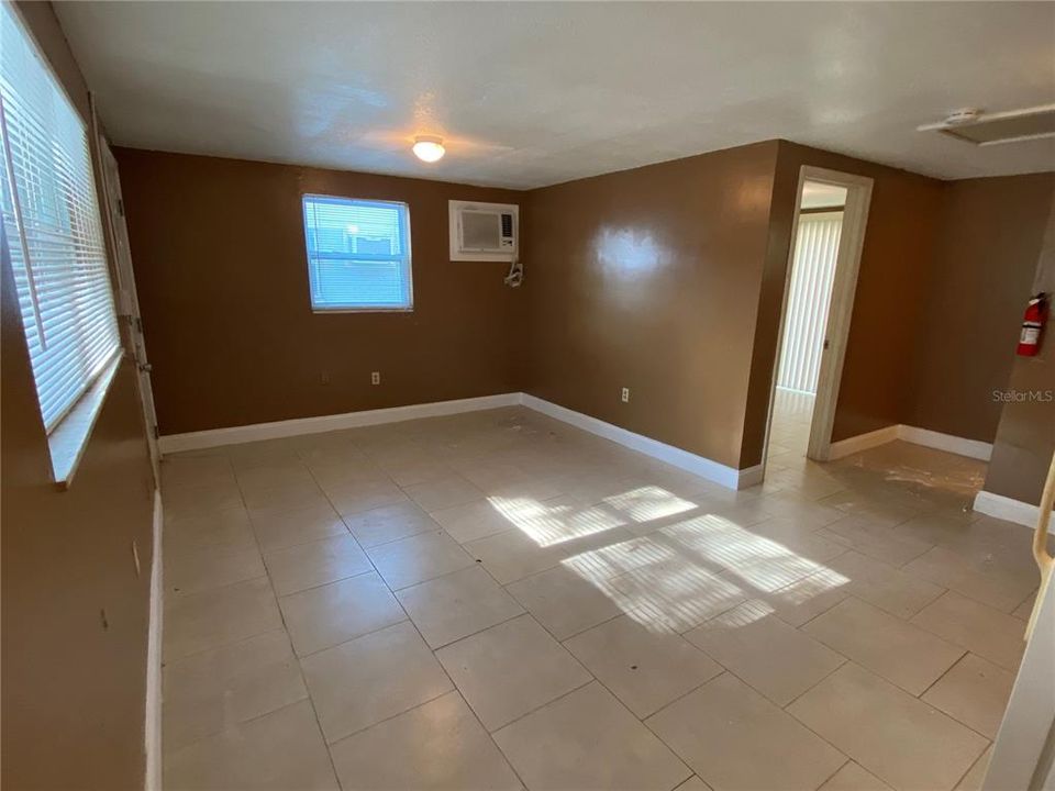 For Sale: $530,000 (4 beds, 0 baths, 1824 Square Feet)