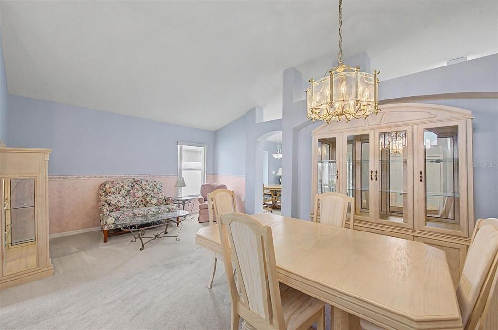 На продажу: $395,000 (3 спален, 2 ванн, 1873 Квадратных фут)