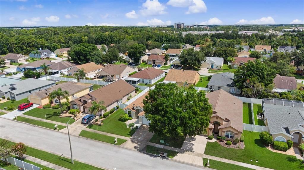 На продажу: $395,000 (3 спален, 2 ванн, 1873 Квадратных фут)