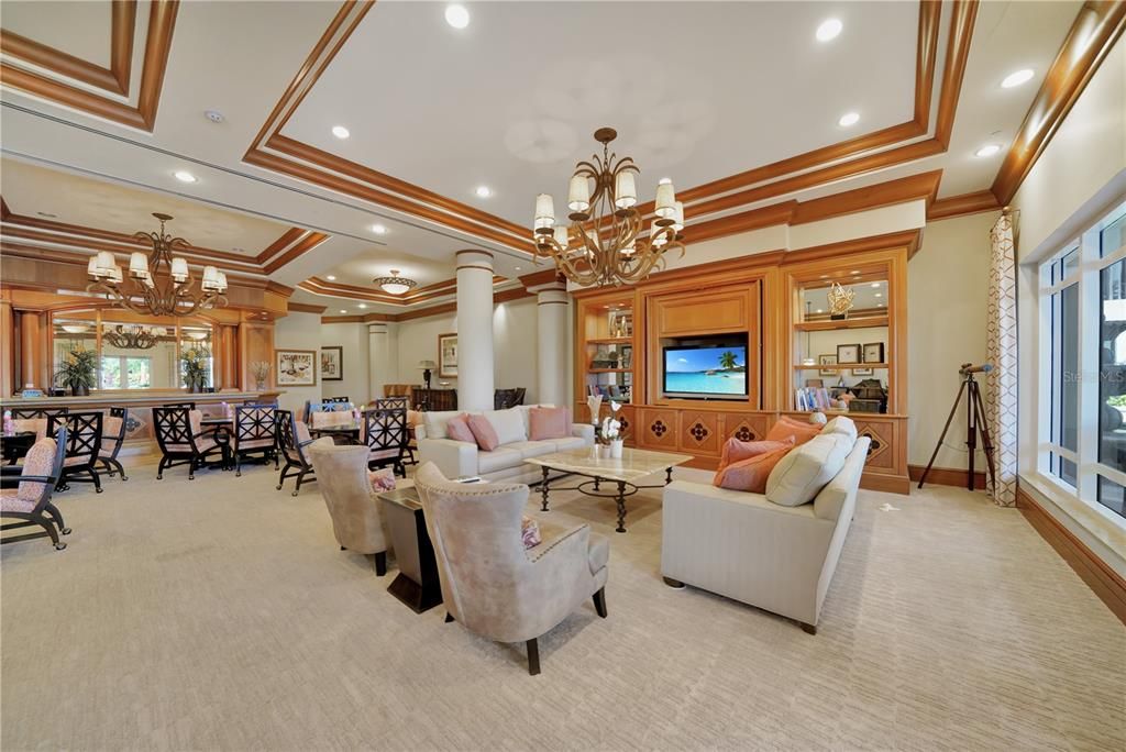 En Venta: $725,000 (3 camas, 3 baños, 2351 Pies cuadrados)